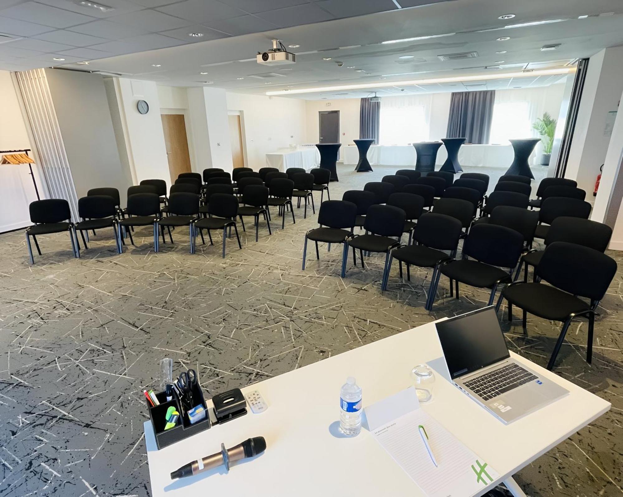 Dijon Sud - By Ihg 4* Longvic